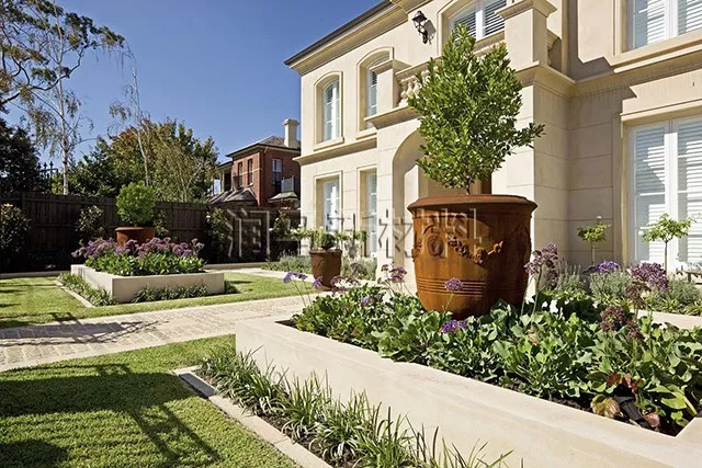 铁锈漆运用于花坛装饰